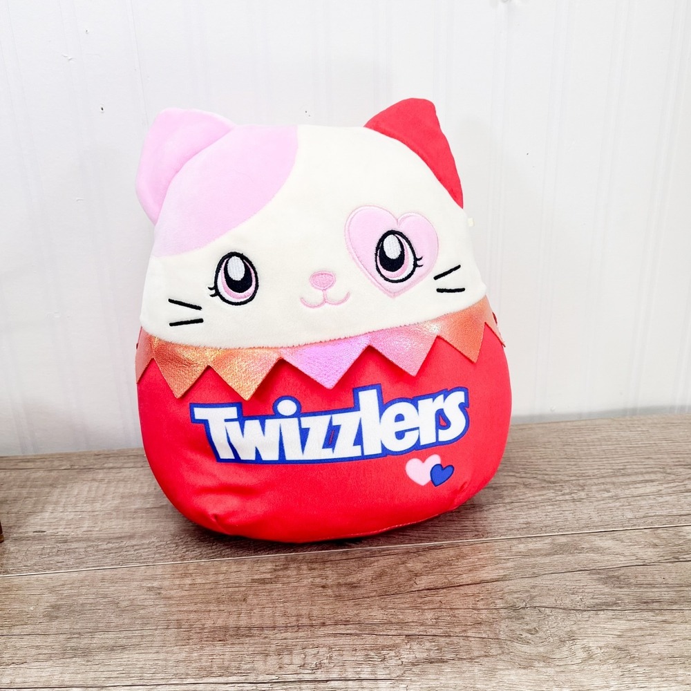 Squishmallow 2023 Twizzlers Scented Valentines Day Karina The‎ Cat 10"